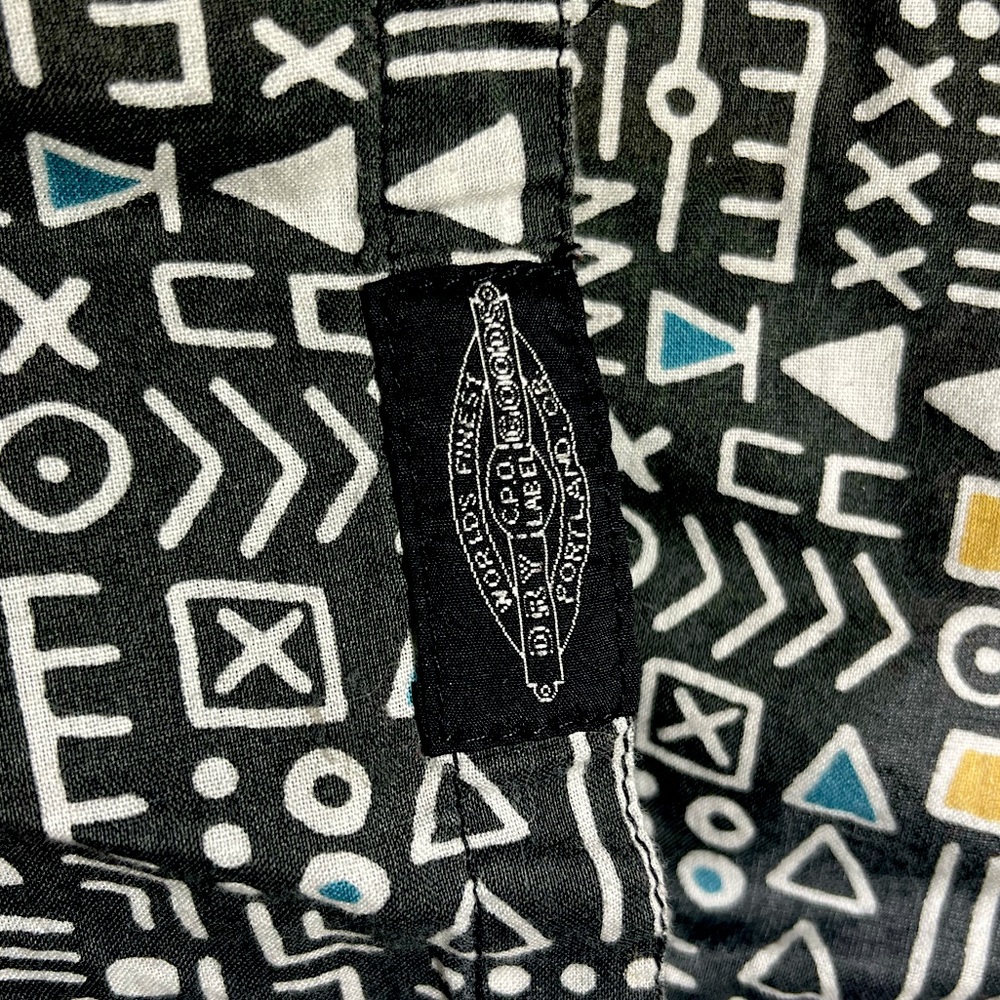 Urban Outfitters Pattern Button-Up - Picture 3 of 4